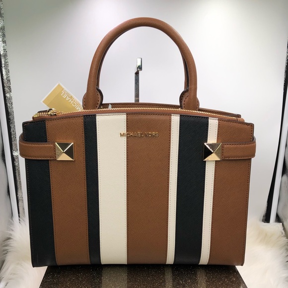 Michael Kors Handbags - Michael Kors Karla MD EW satchel Crossbody